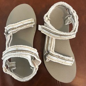 Tevas